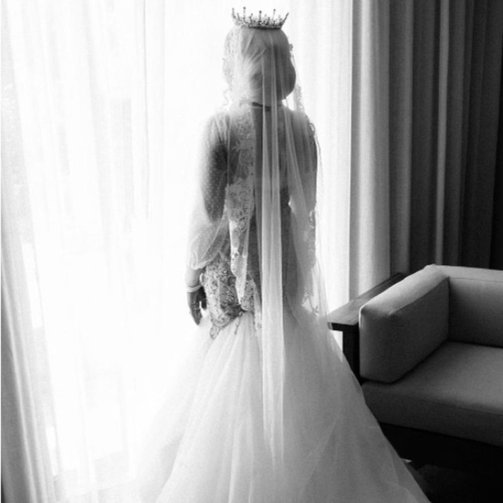 100% custom-made wedding gown beading threading and details all handdone size 4